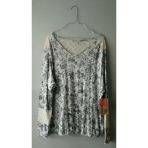 RUFF HEWN | Floral & Lace Blouse